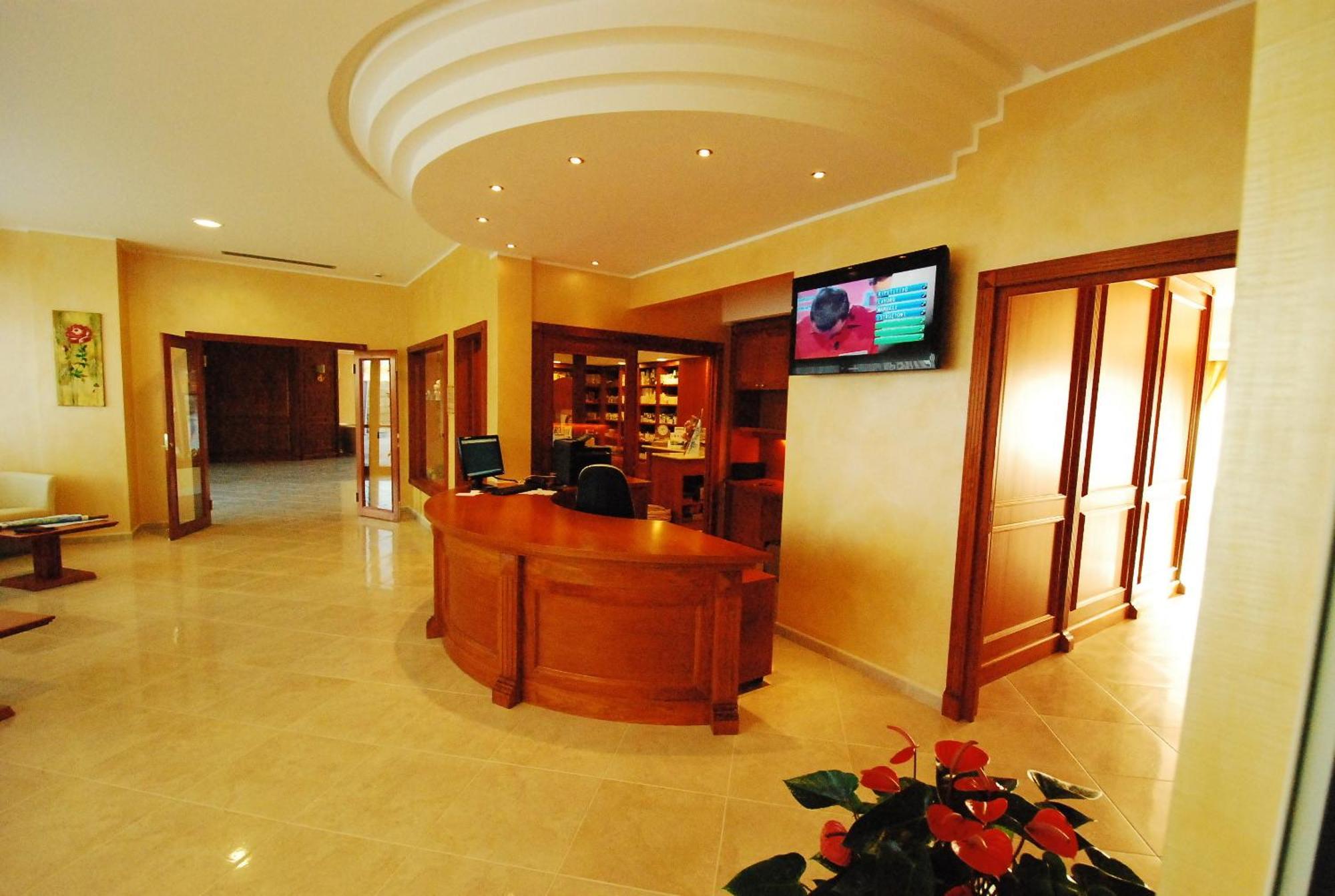 Domus Hotel Bagnoli Del Trigno المظهر الخارجي الصورة